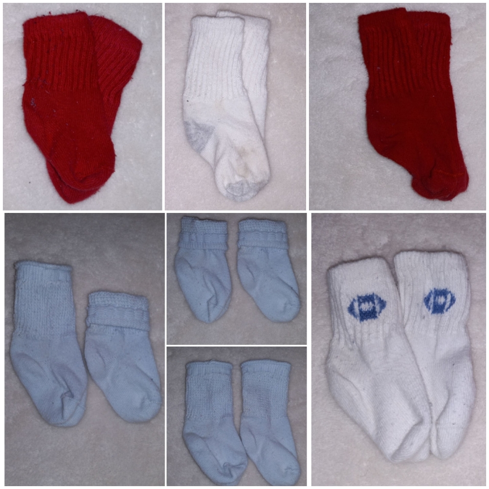 Bundle of over 40 pairs infant socks - Picture 3 of 16